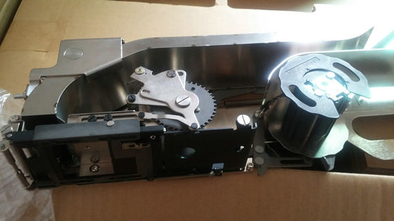 شراء طعام JUKI 56mm SMT قطع الغيار طعام JUKI FF568S E80017060B0 تصنيع عبر الإنترنت