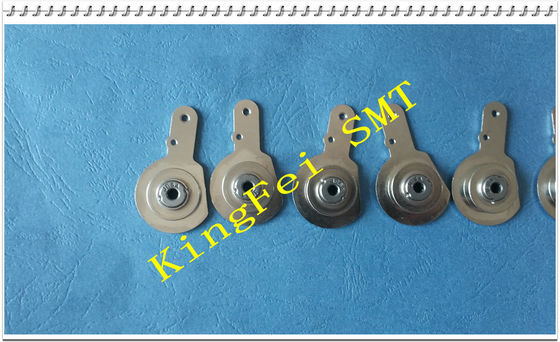شراء E13037060A0 هزة ذراع ASM SMT قطع الغيار ل JUKI 8x2mm 8x4mm الطاعم التصنيع عبر الإنترنت