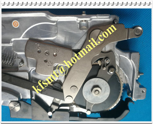 شراء JUKI AF16FS الطاعم E4003706AB0 SMT الطاعم الأصلي لآلة KE2000 التصنيع عبر الإنترنت