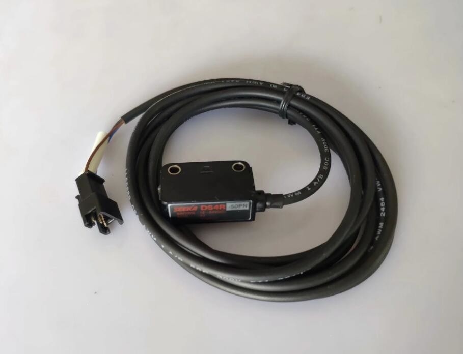 KM0-M655F-20X YAMAHA YV100II مستشعر إدخال / إخراج SEEKA DS4R-50PN KH4-M655F-20X